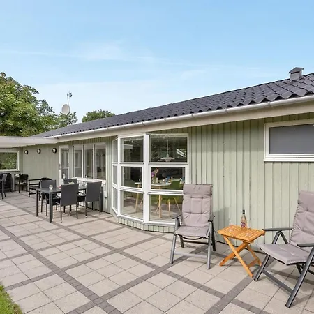 Anabella - 400m To The Fjord By Interhome Nyaraló